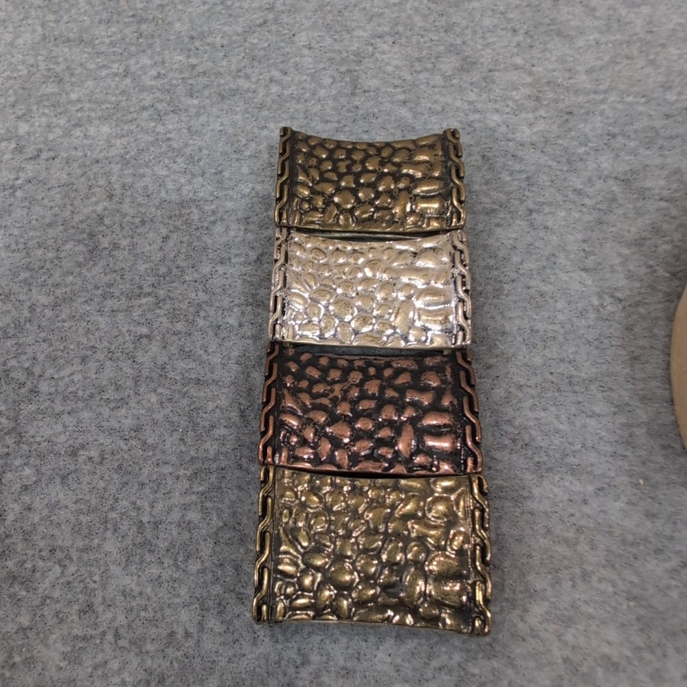 Womens Mixed Metal Hammered Texture Stretch Bracelet - Picture 3 of 4